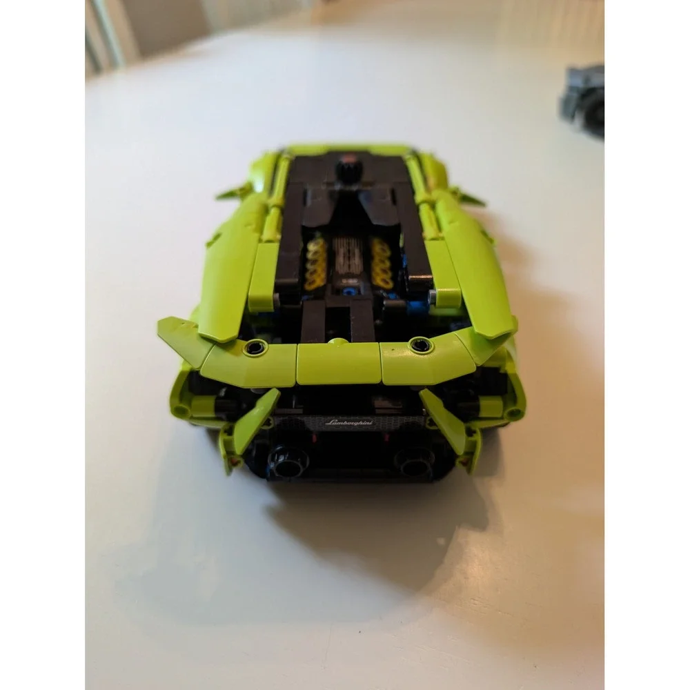 LEGO Technic Toy Lot of 2 Lime Lamborghini‎ Sian FKP 37 42115 Supercar 1:8 Scale